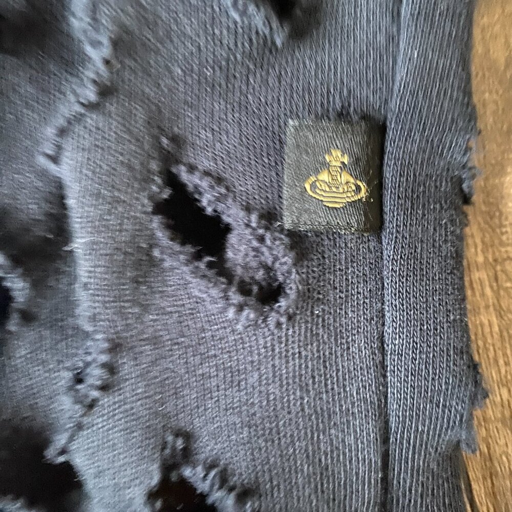 Vivienne Westwood Anglomania Sweatshirt "WE ARE NOT DISPOSABLE" in Black, XL - Picture 13 of 13